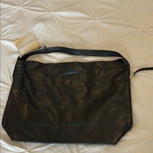 NWT Donna Karan Cashmere Collection Cosmetic Black Leather Shoulder Bag